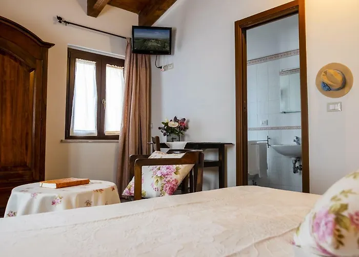 Country House Casale Centurione Çiftlik konaklama *