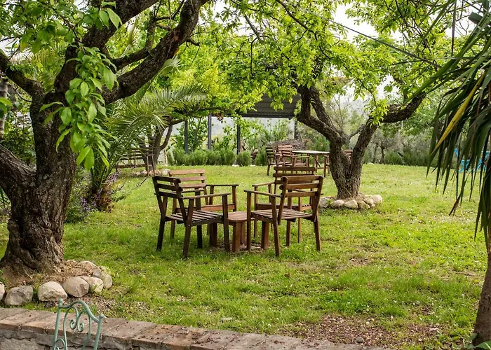 בית חווה Country House Casale Centurione *